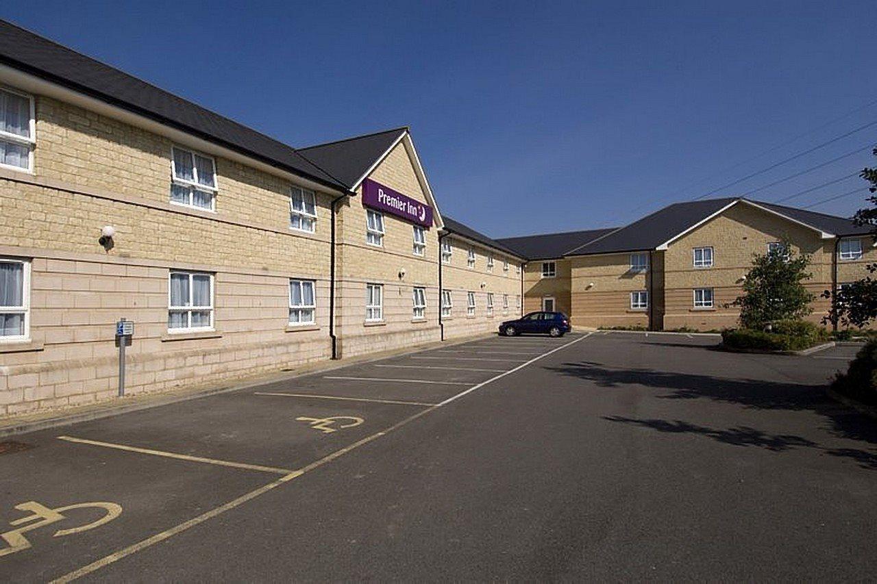 Premier Inn Chippenham Chippenham  Exterior foto